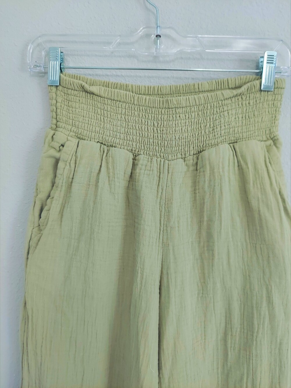 Billabong New Waves Smocked Waist Gauze Wide Leg Pants Women Medium In Avocado - Picture 3 of 12